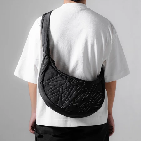 RK003 Exhale Apparel Slingbag Wylie Black