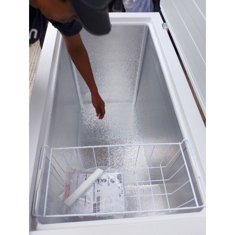 Jual RSA CF 310 CHEST FREEZER BOX 300 L | Shopee Indonesia