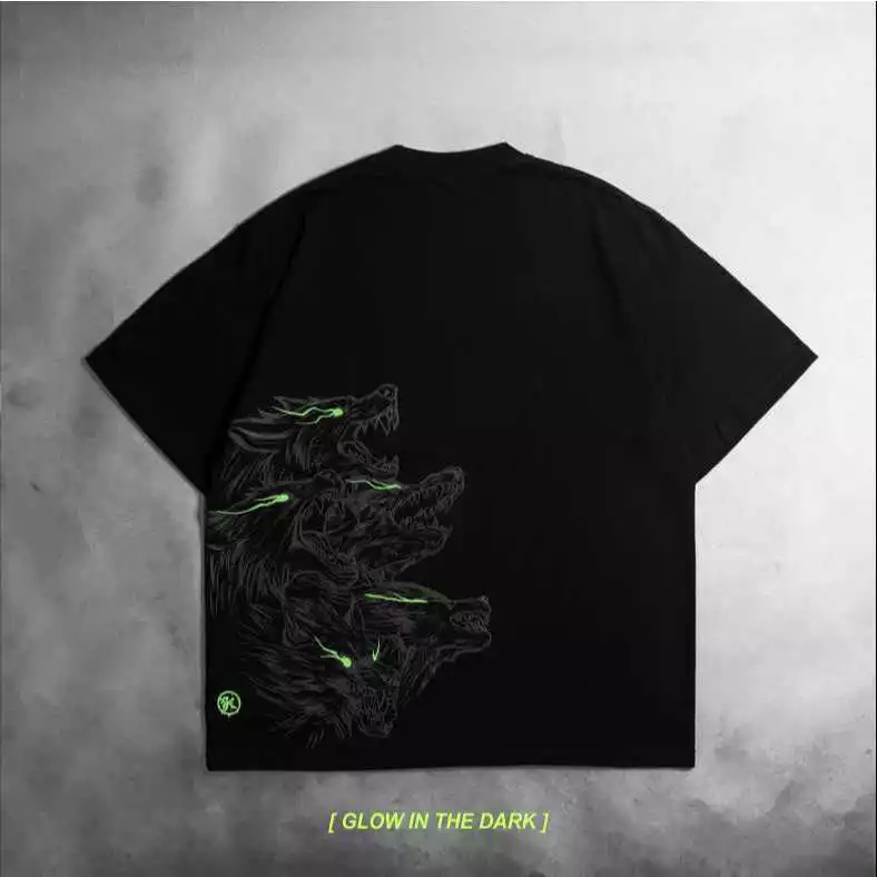 KREMLIN Oversize T-Shirt Black Glow in The Dark Premium Streetwear foto 6