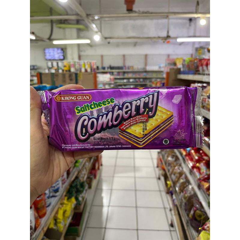 Jual khong guan saltcheese combo 190gr - biskuit saltcheese combo ...