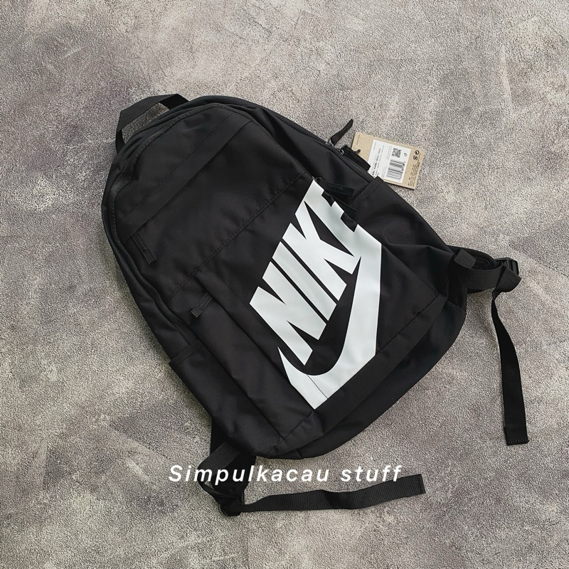 nike backpacks women' Sportswear Futura 365 Women's Mini Backpack (6L) Sports & Fitness Features Nike Heritage Swoosh Wave Model:6'6