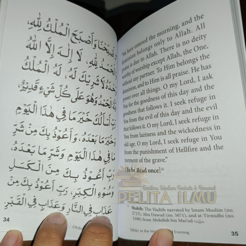 Jual Buku Dhikr Remembrance Of Allah In The Morning And Evening And ...