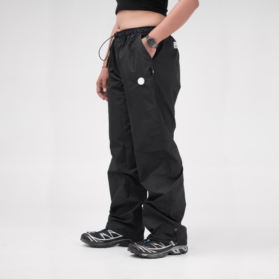 Jual SNIFR ENC | CELANA TRACKPANTS PARASUT | TRACKPANTS HIKING | Shopee ...
