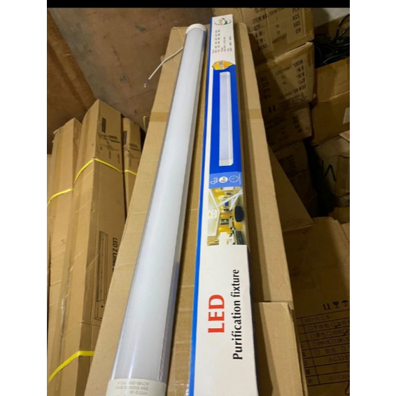 Foco LED WatioWave De 40W, 120 Cm, Luz Blanca 6500K - Ideal Para Cocinas, Comercios O Iluminación General