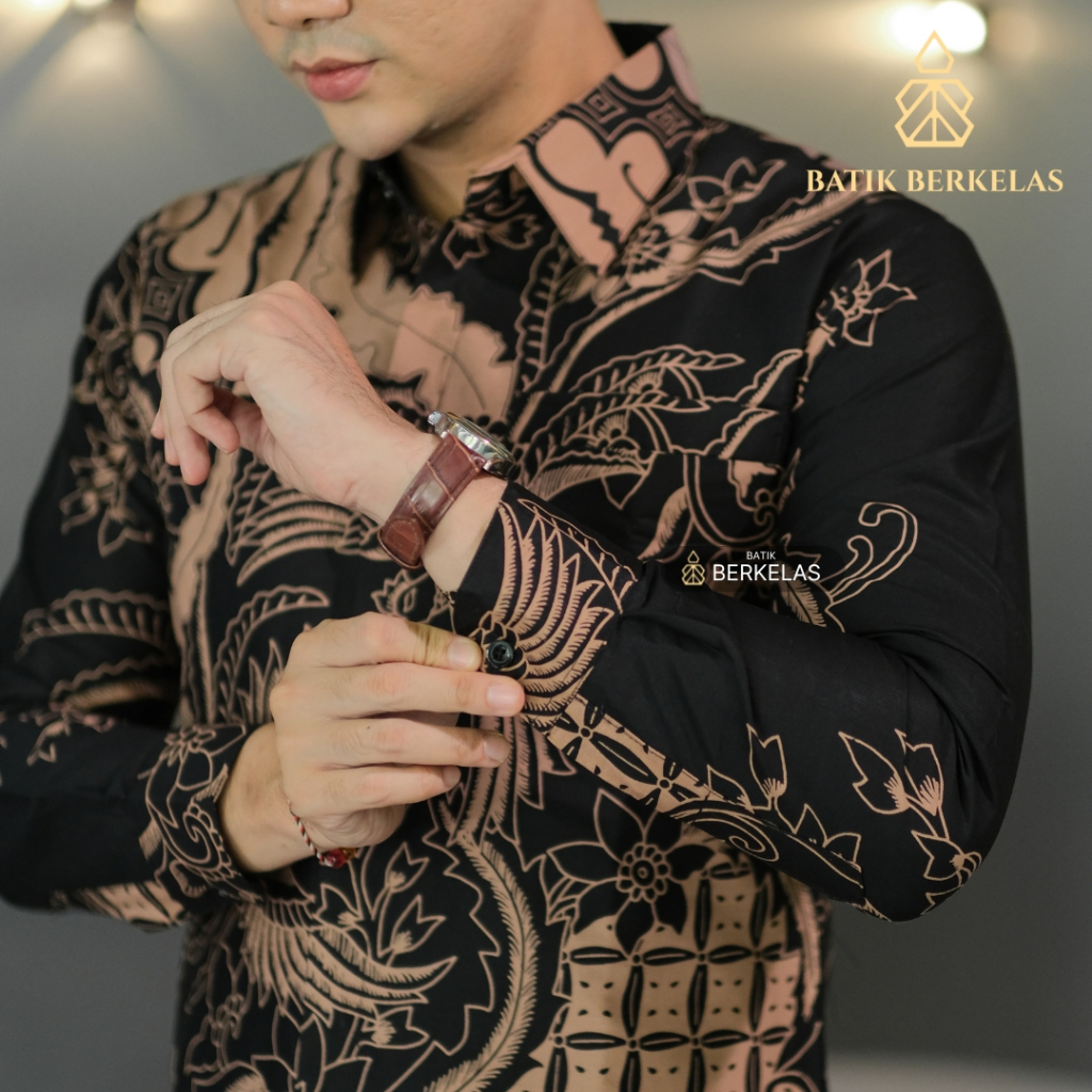 Jual BATIK BERKELAS Cakra Hitam Kemeja Batik Pria Slimfit Lapis Furing ...