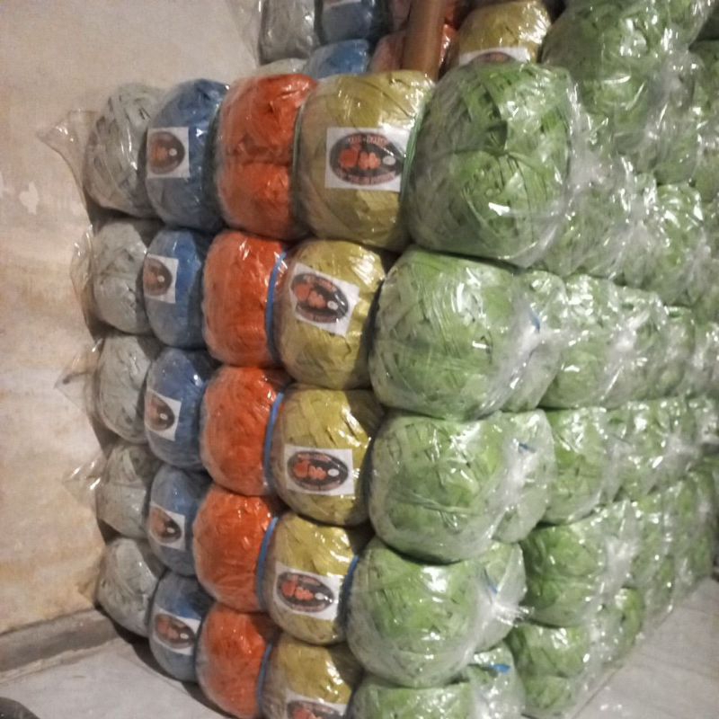 Jual Tali rafia paket hemat 10pcs (eceran 6000 rupiah) | Shopee Indonesia