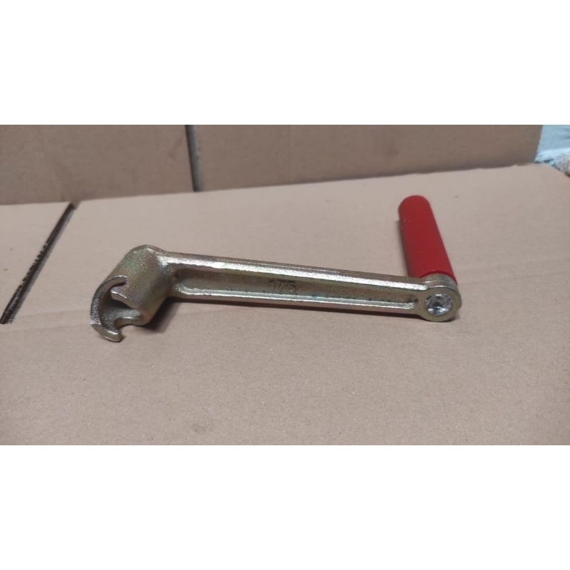 Jual STARTING HANDLE R175/ ENGKOL DIESEL R175 R100 R180 | Shopee Indonesia