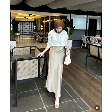 Rok Satin Silk A Line Mermaid Skirt