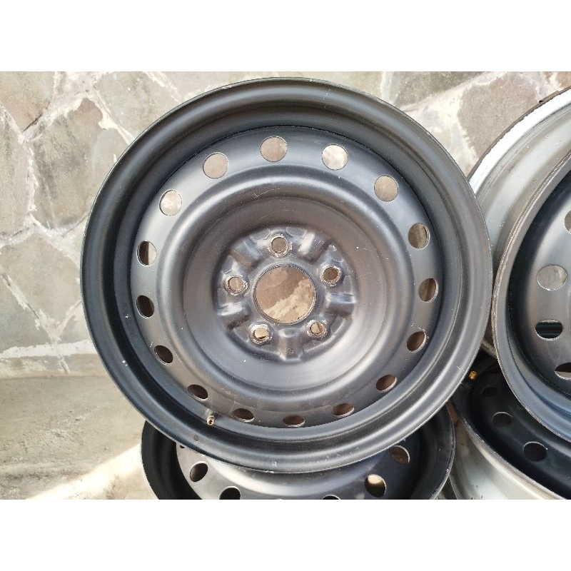 Jual Velg kaleng R16 pcd 114 X 5 , copotan Terios Rush | Shopee Indonesia