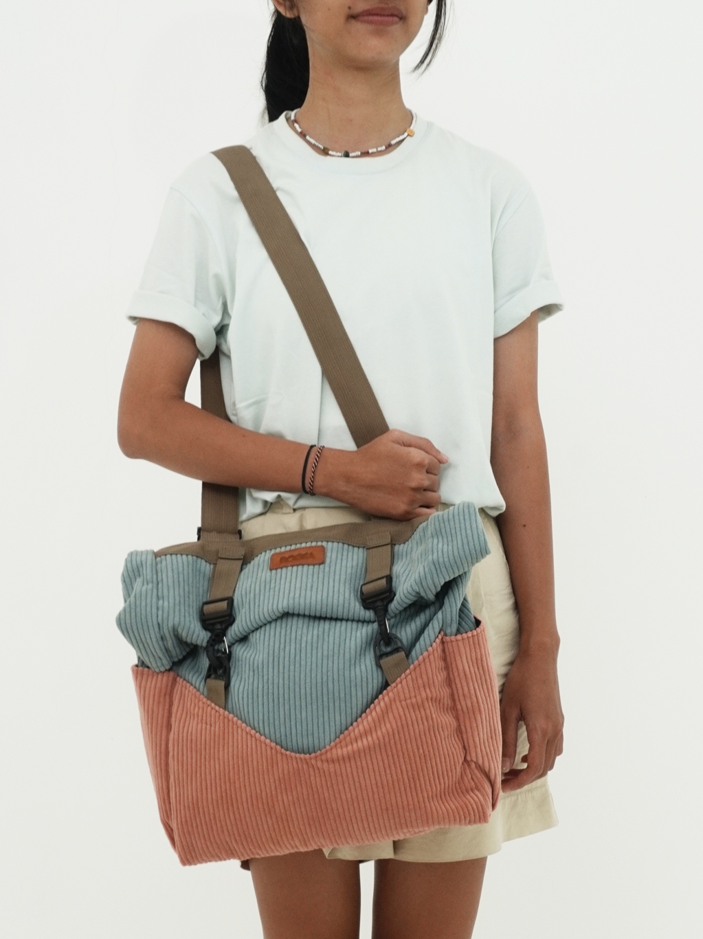 Jual Bogsa Montana 2in1 Backpack Selempang Wanita Corduroy Carrington ...