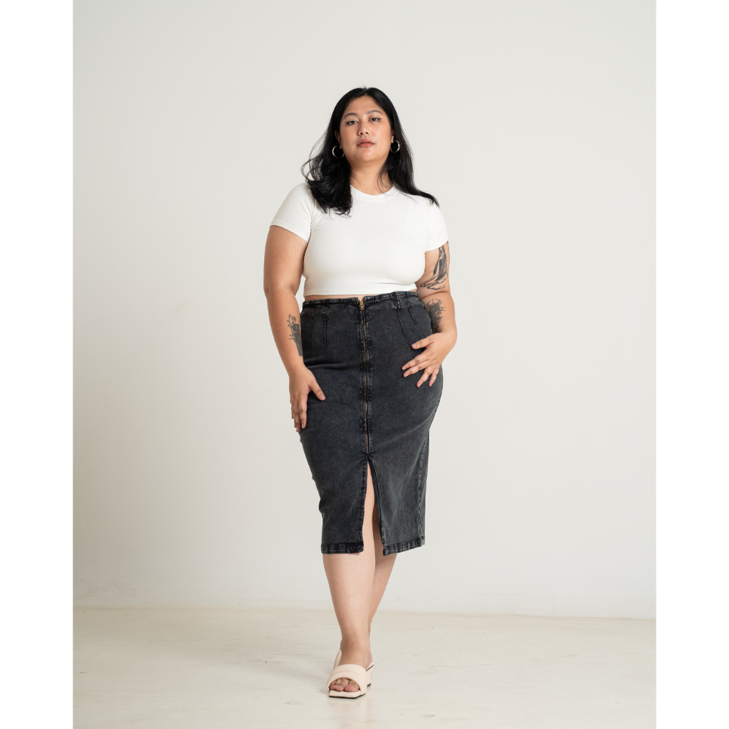 Jual JIBI - Denim Zipper Skirt - Rok Big Size - Rok Denim Big Size ...