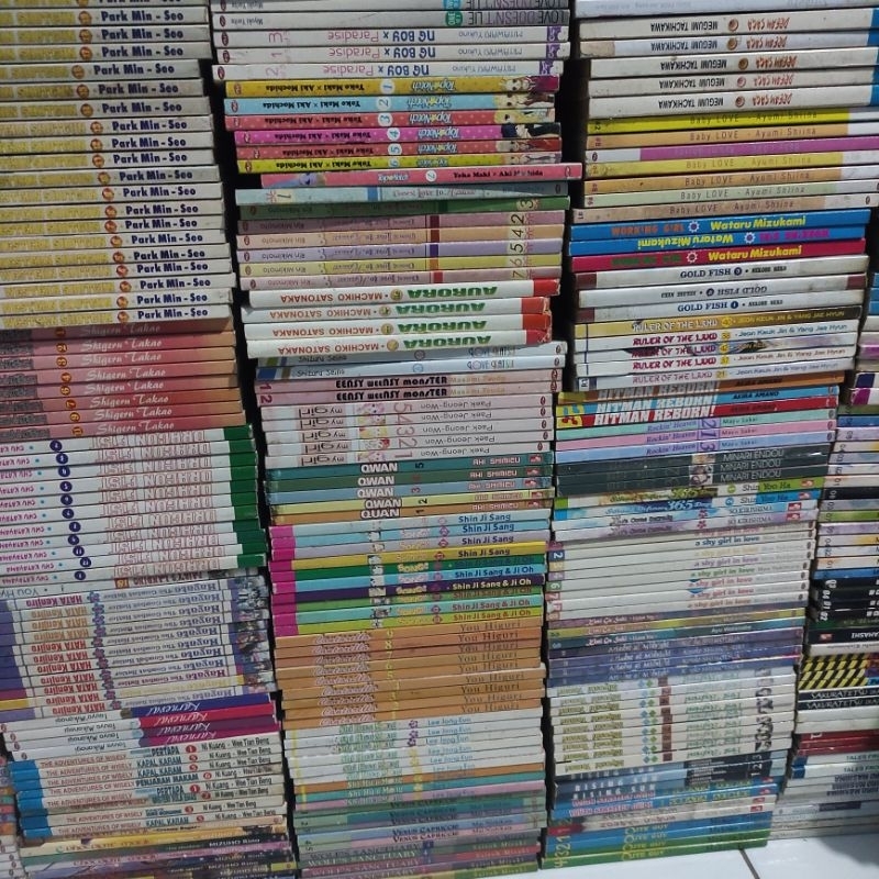 Jual KOMIK RANDOM PAKET ISI 5 PCS RP. 9.500 | Shopee Indonesia