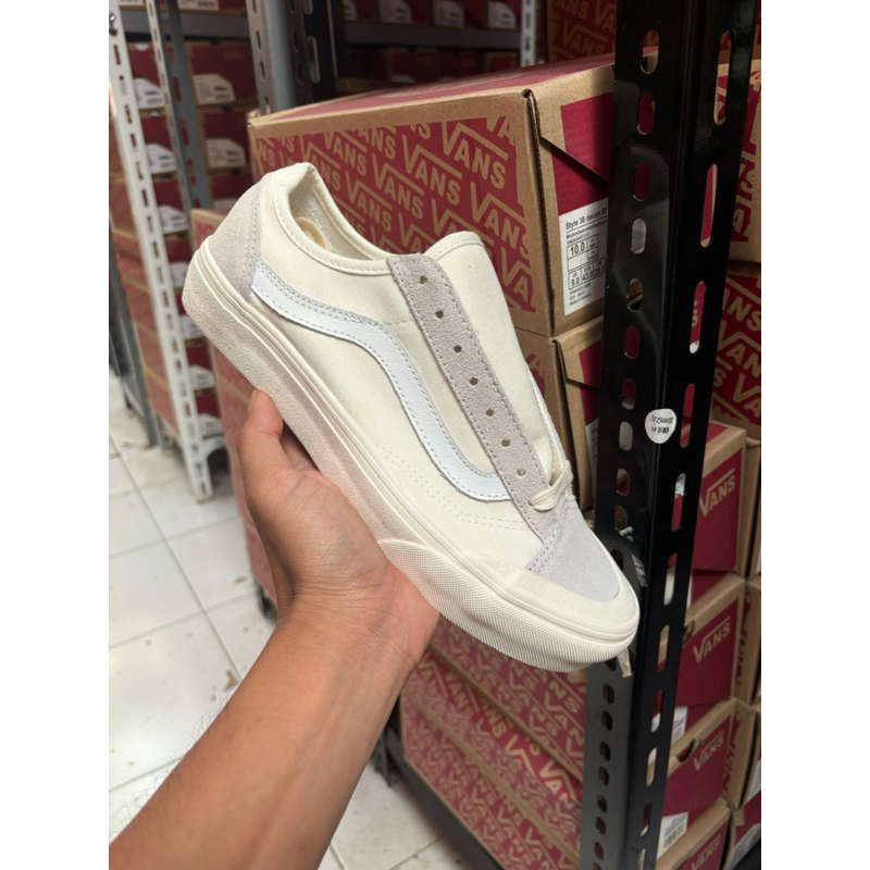 Jual (CLEARANCE SALE) Vans Style 36 White No Box | Shopee Indonesia
