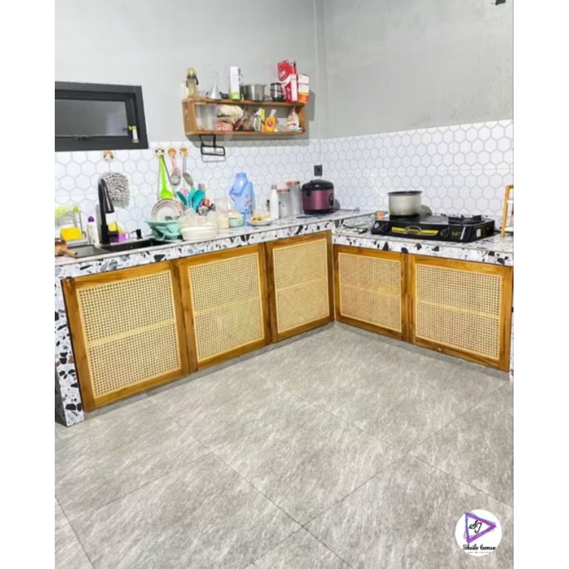 Custom Pintu Rotan Kolong Dapur