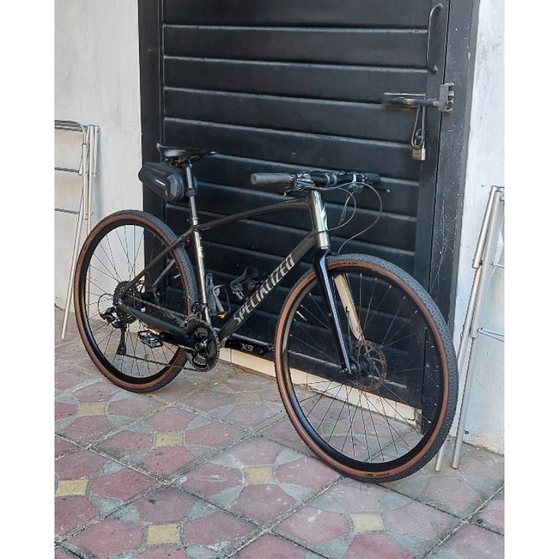 Jual specialized sirrus hotsell