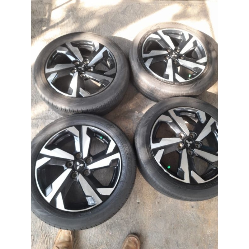 Jual velg xpander ultimate R17 original + ban | Shopee Indonesia