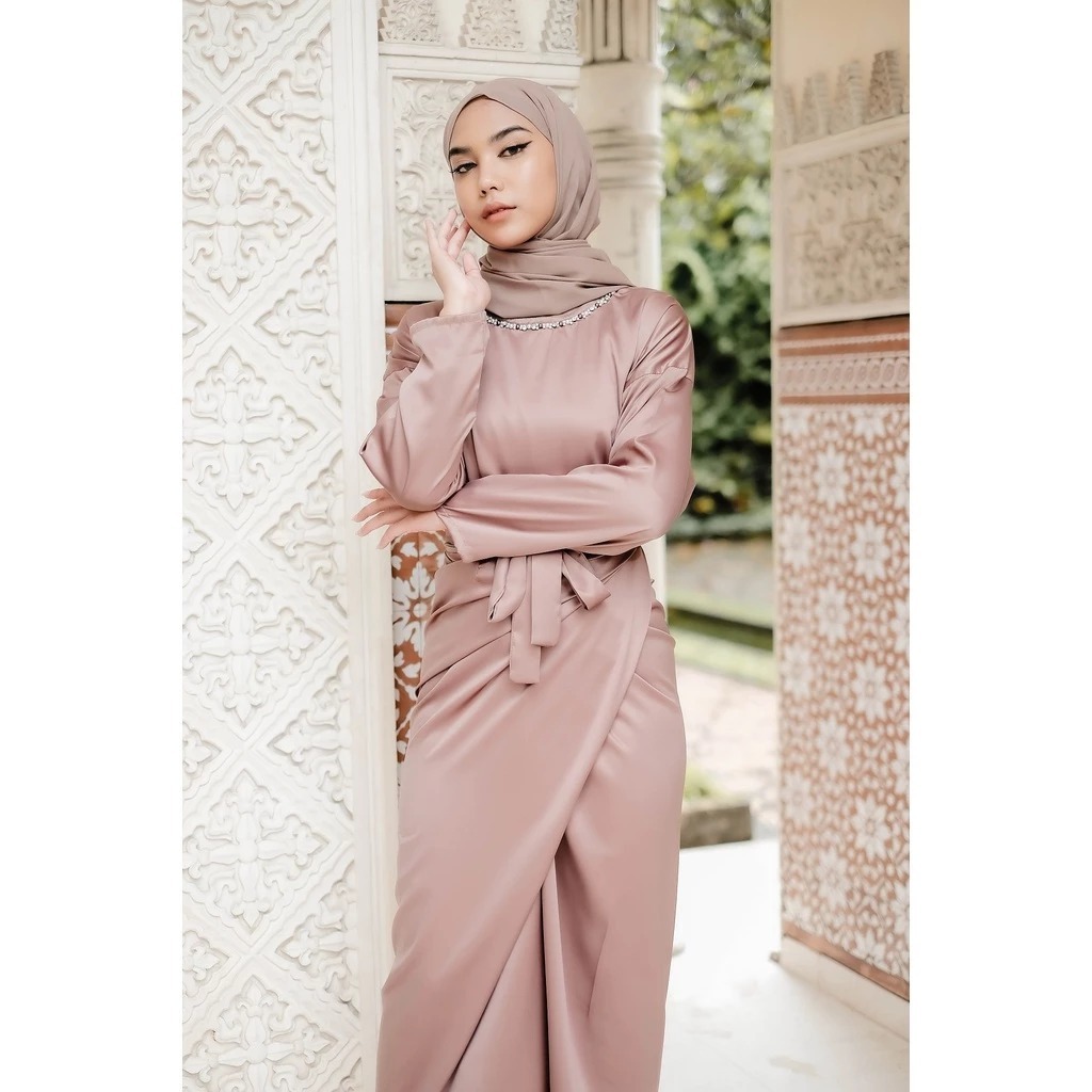 Jual Model Baju Satin Polos Terbaru Hijab Terlengkap & Harga Terbaru ...