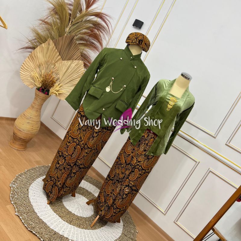 Jual (1set, Prewed) Baju Couple Tradisional / Prewedding | Warna ...