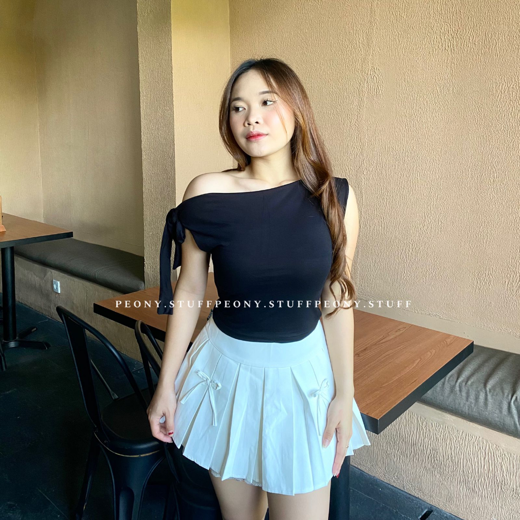 Valentina Top | Atasan Wanita One Shoulder Valentina Twist Top Korean Basic Tanpa Lengan Asymmetrical Spandex