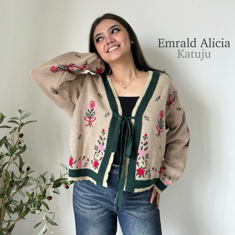 Jual Cardigan Rajut Premium Japan Look Alicia | Shopee Indonesia