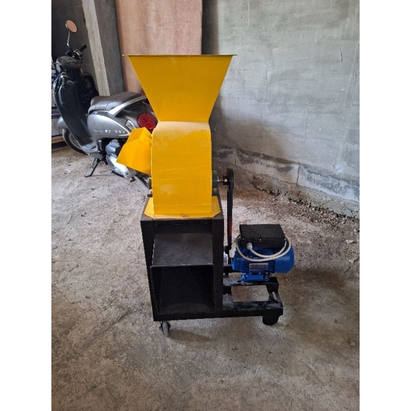 Jual MESIN COPER CACAH RUMPUT MULTIFUNGSI PLUS DINAMO 1.5HP | Shopee ...