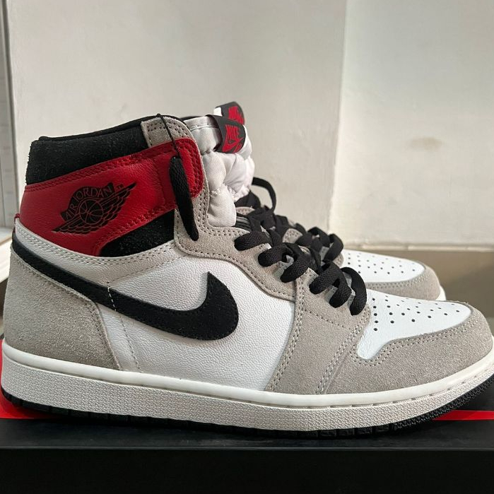 air jordan 1 light smoke grey outfit