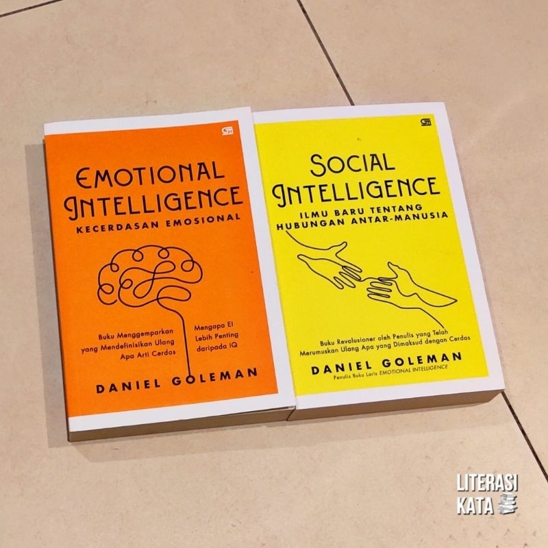 Jual Buku Emotional Intelligence Kecerdasan Emosional Daniel Goleman ...