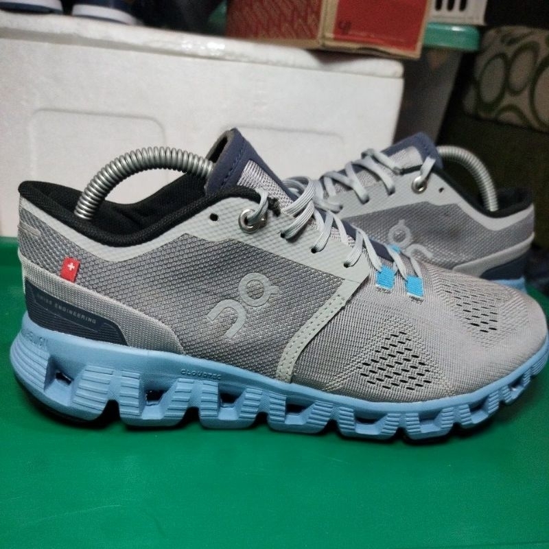 Jual On Cloud X 40-41 | Shopee Indonesia