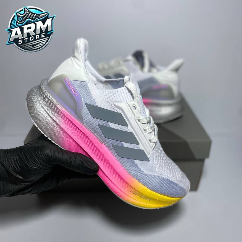 Sepatu Lari Perbedaan Adidas Ultra Boost Dan Sepatu Adidas Ultraboost White  Rainbow Running Shoes