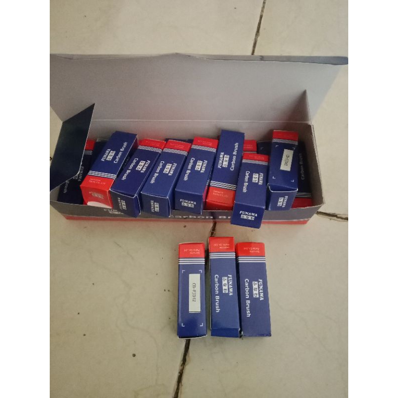 Jual Arang Karbon Carbon Brush Dinamo Kipas Radiator Motor Fan Avanza ...