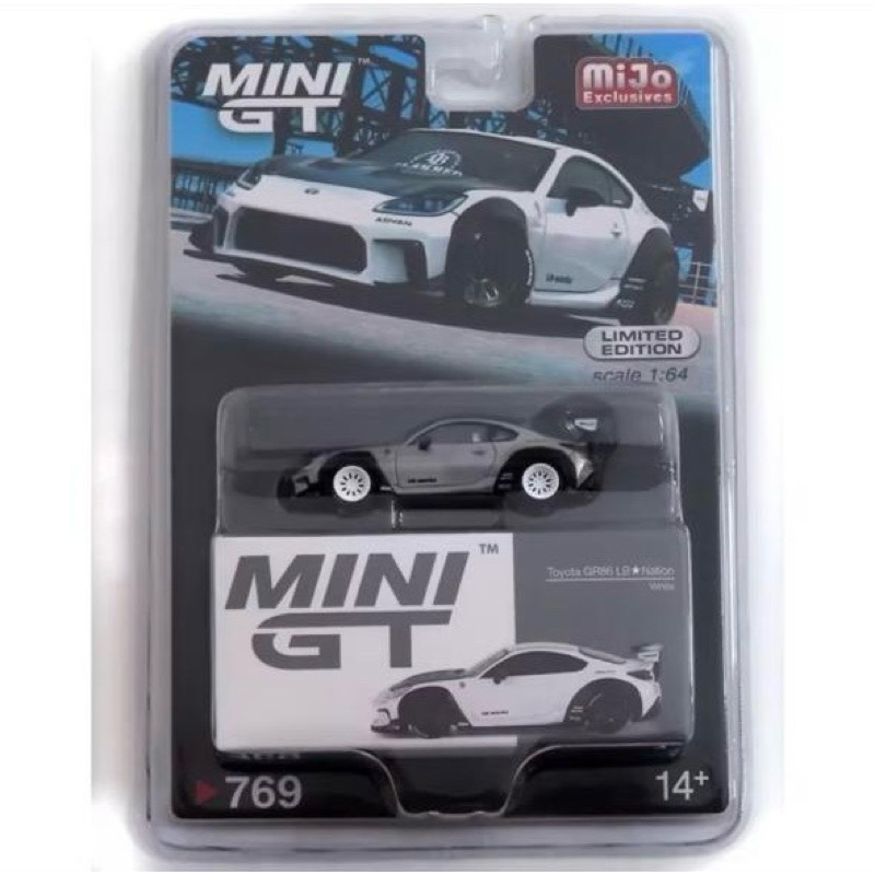 Mini GT Toyota GR86 LB Nation White #769 1/64