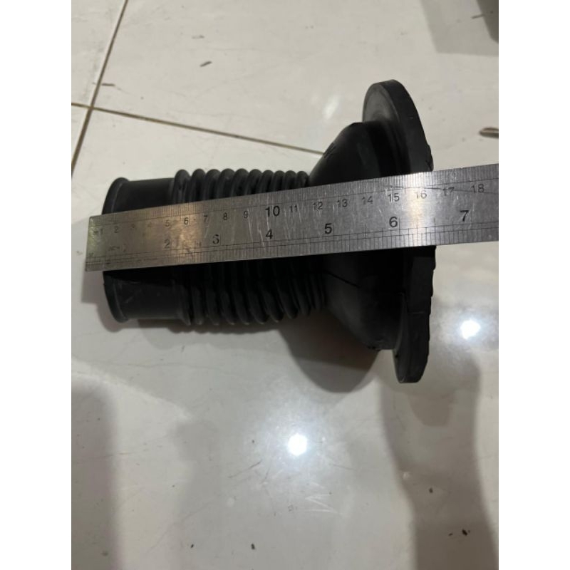 Jual BOOT SHOCK DEPAN INNOVA ORIGINAL | Shopee Indonesia