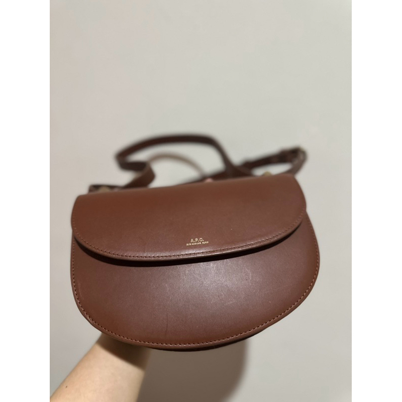 PRELOVED APC GENEVE CROSSBODY BAG CALFSKIN LEATHER HAZELNUT BROWN