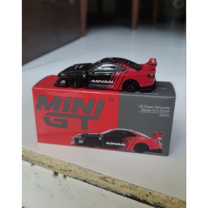 Jual Mini GT Nissan Silvia S15 LBWK Advan | Shopee Indonesia