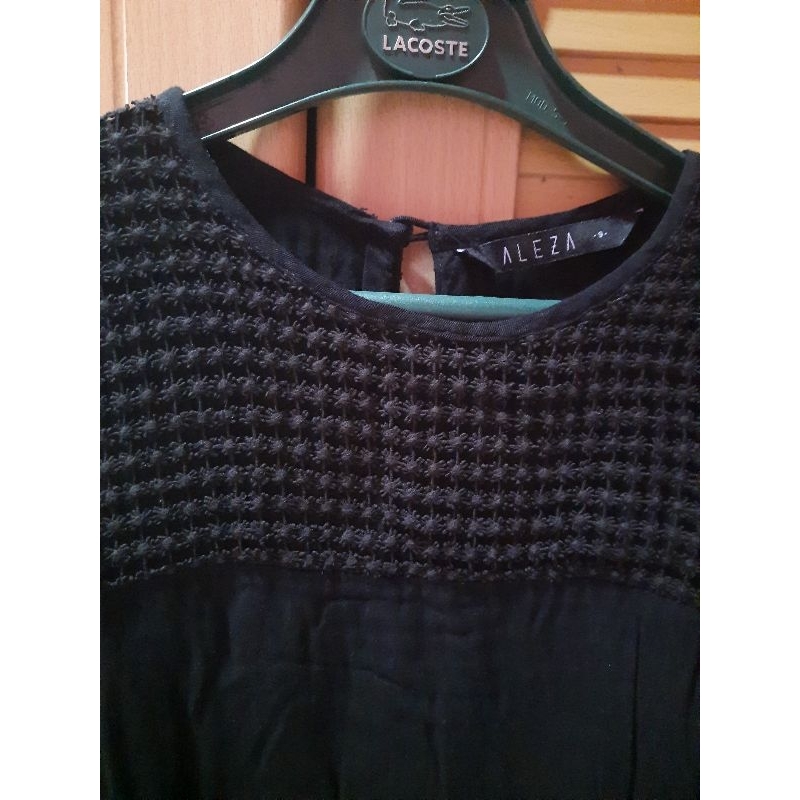 Jual Preloved blouse aleza label size s | Shopee Indonesia