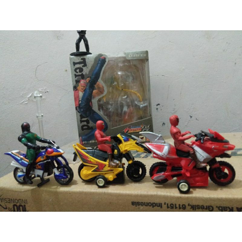 Jual action-figure-Kamen-rider-Rx-belalang-tempur-powerrangers-motor ...