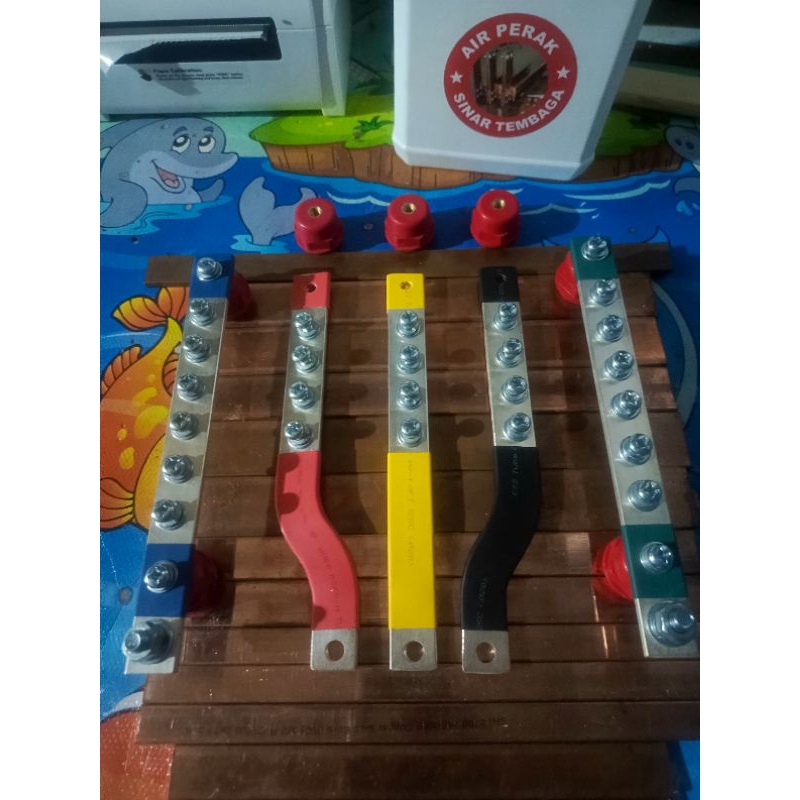 Jual BUSBAR 4×20 RSTN + GROUND PANJANG 20 CM UNTUK MCCB 160A | Shopee ...