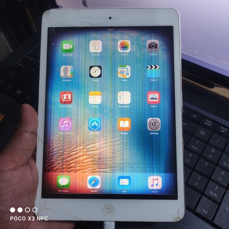 Jual ipad mini 16GB Wi-Fi only Real foto minus Touchscreen cek ...