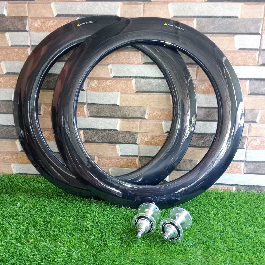 Jual CARBON RIM FIXI HOLE 2424 RIM CARBON FIXIE CARBON RIM 700C TRACK ...