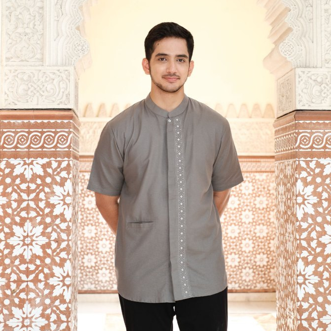Jual LOA STUDIOS - Baju Koko Kemeja Bordir Lengan Pendek Pria Abu Tua ...
