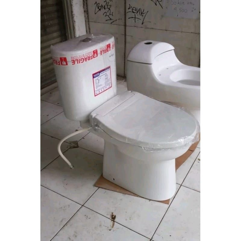 CLOSET DUDUK TOTO CW421NJ+ ECOWASER