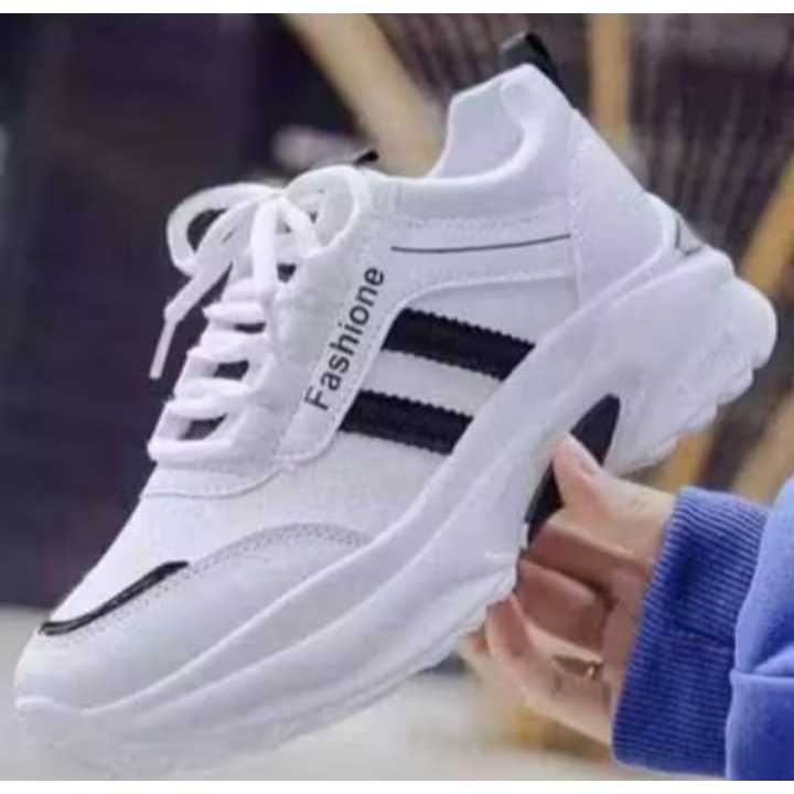 Jual Sepatu kets wanita/sepatu sneakers wanita terbaru terlaris/ sepatu ...