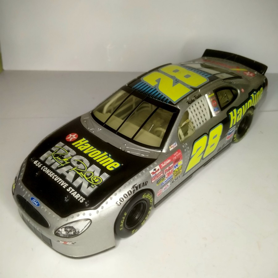 Jual DieCast Winners Circle NASCAR 2002 - RICKY RUDD #28 - 1/24 Scale ...