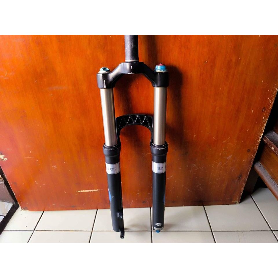 Jual Fork Fox Vanilla RLC Coil Ring 26 T150 | Shopee Indonesia