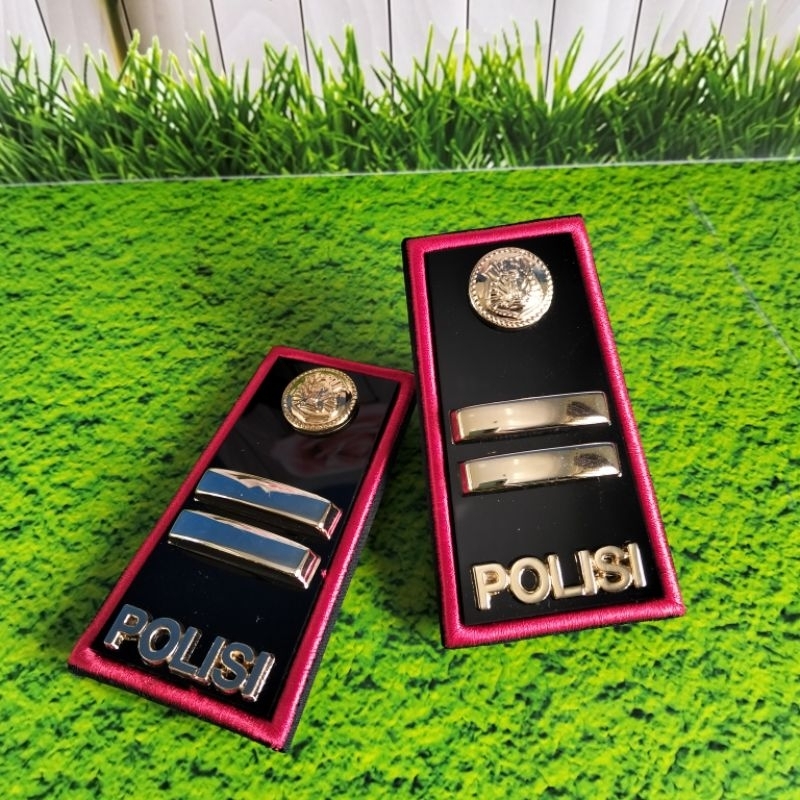 Jual PANGKAT PDH POLISI IPDA, IPTU, AKBP KAIN AKRILIK LIS MERAH LUXURY ...