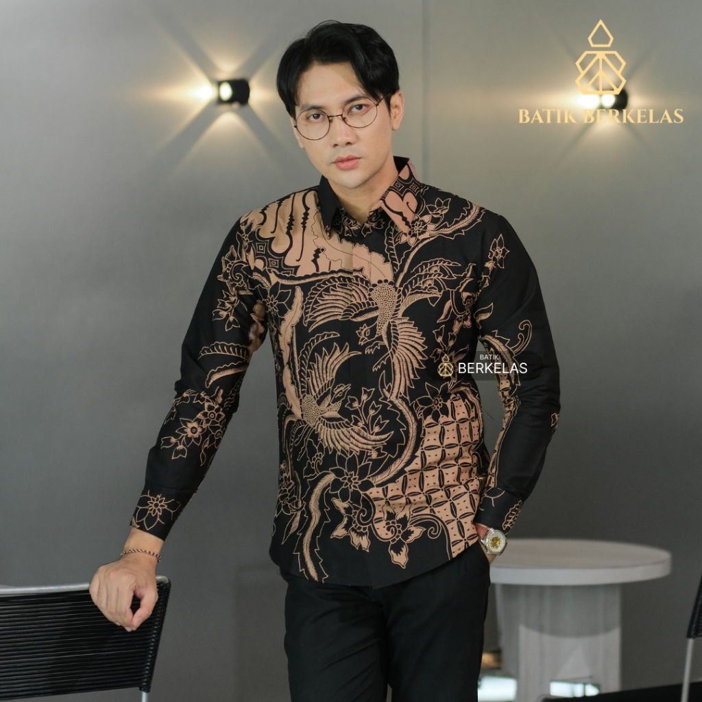 Jual BATIK BERKELAS Cakra Hitam Kemeja Batik Pria Slimfit Lapis Furing ...