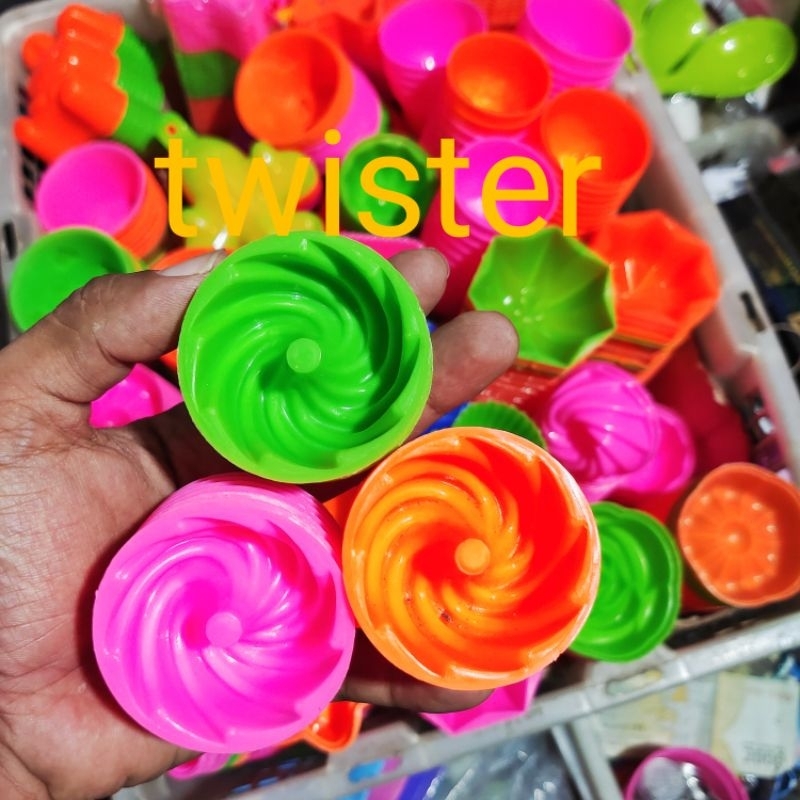 Jual Cetakan Kue,Sakura,Belimbing,Rege,Putu ayu,Wajig 1 lusin, | Shopee ...