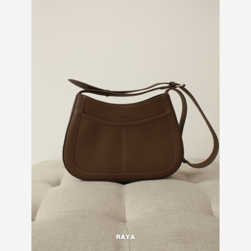 Jual RAYA - First Day Bag Brown | Leather Shoulder Bag Wanita | Shopee ...