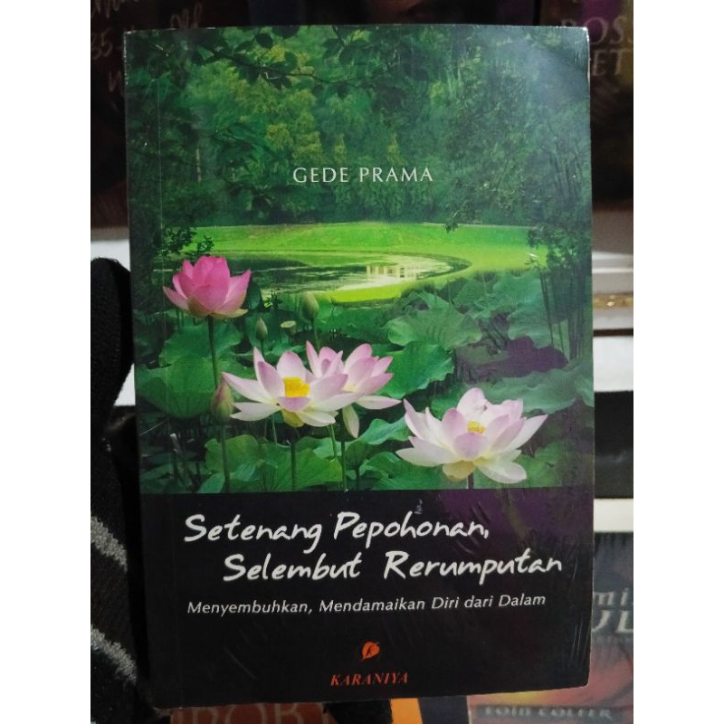 Jual BUKU MEDITASI GEDE PRAMA SETENANG PEPOHONAN SELEMBUT RERUMPUTAN ...