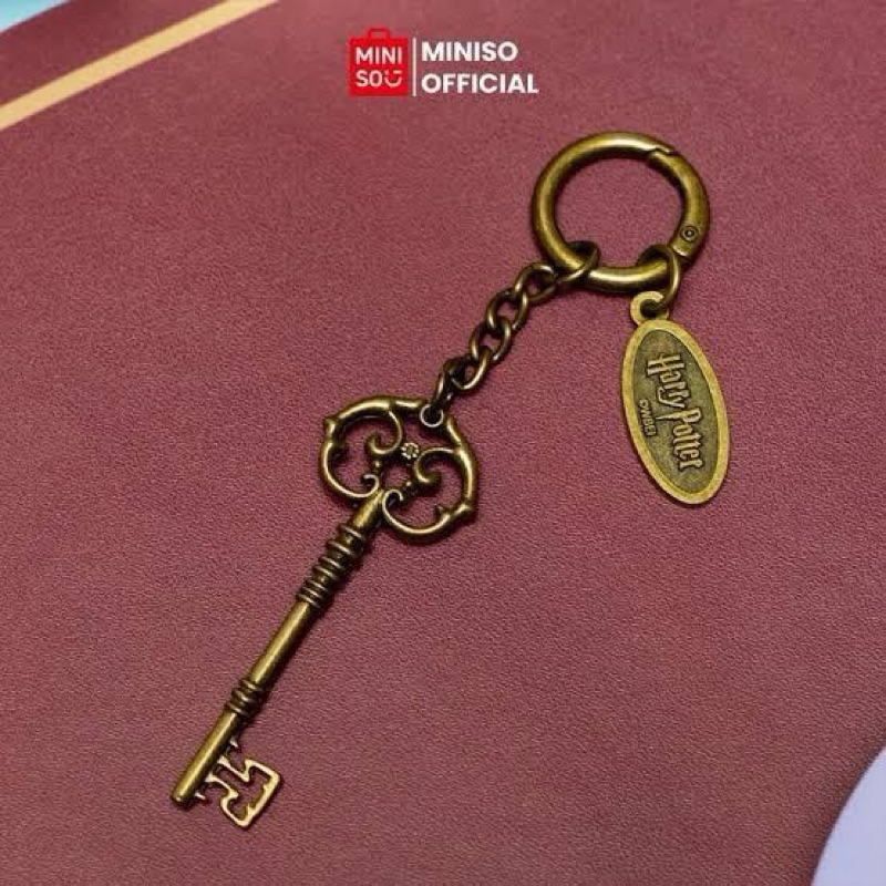 Jual Miniso Harry Potter Gringotts Key Keychain | Shopee Indonesia